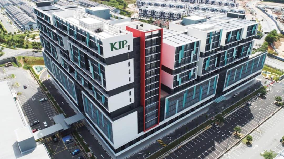 Tulip Touch Homestay Kota Warisan Klia Sepang Exterior foto